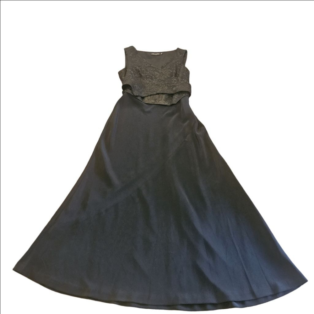 Women's Tahari Black Textured Sleeveless Elegant Maxi Dress Size 10